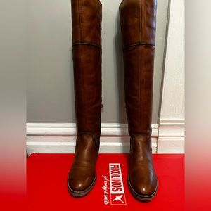 Pikolinos Aldaya Over the Knee Boots